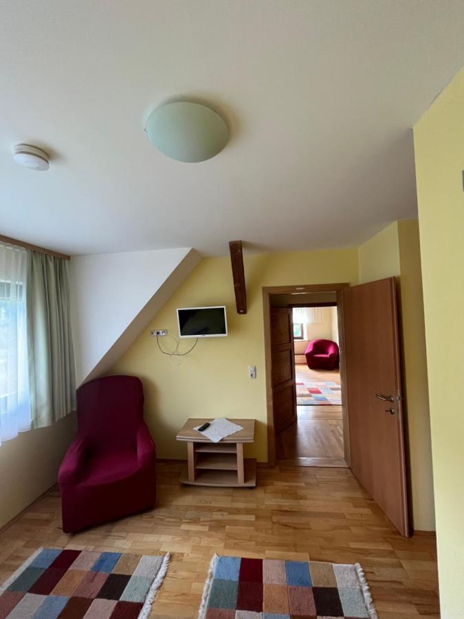 Privatzimmer Familie Pair/Schmoll Spital am Semmering Værelse billede